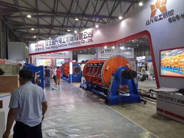เซอร์โวมอเตอร์ AC 6 + 12 + 24 ประเภทกรงเครื่อง Stranding ดาวเคราะห์ MMI + การควบคุม PLC